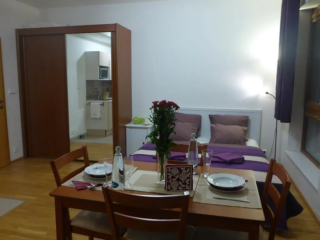Primavera Apartments Prague